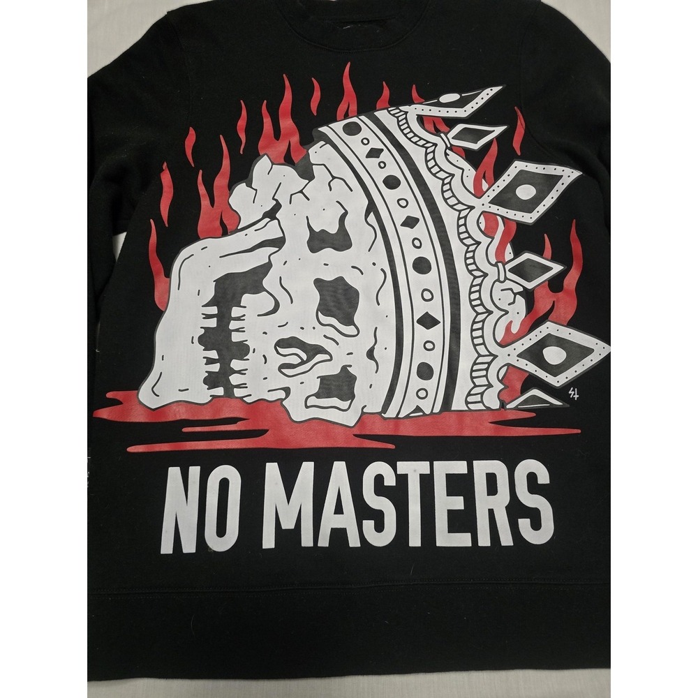 Lurking Class Sweatshirt Mens Small No Masters Skull Crown Flame Graphic Crewnec